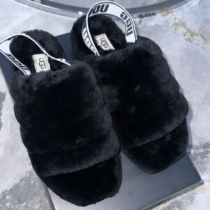 UGG Fluff Yeah Slide